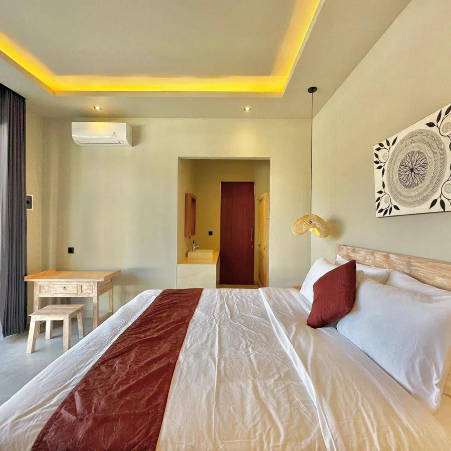 Mega Canggu Guest House Экстерьер фото
