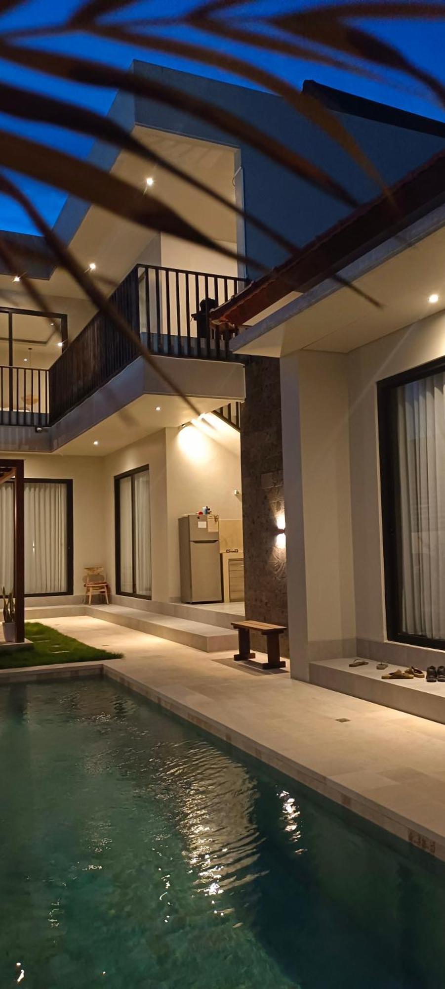Mega Canggu Guest House Экстерьер фото